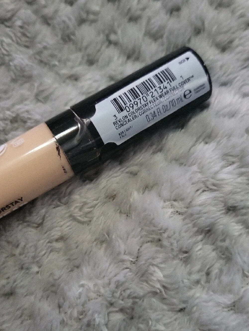 Revlon Flex Wear Full Cover Concealer -‎ 015 Light
